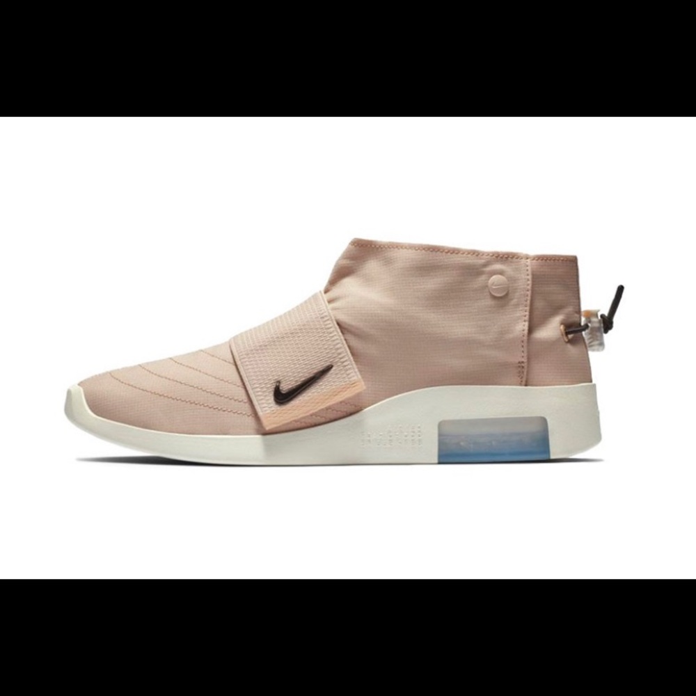 AIR NIKE X FEAR OF GOD collab. worn only 1 TIME.